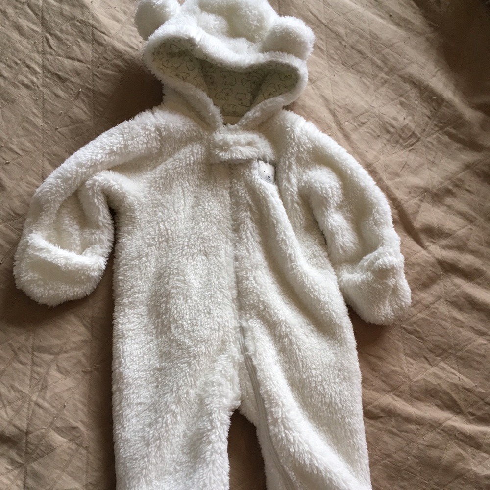 Cozy baby bunting. Gender neutral. 3 month size